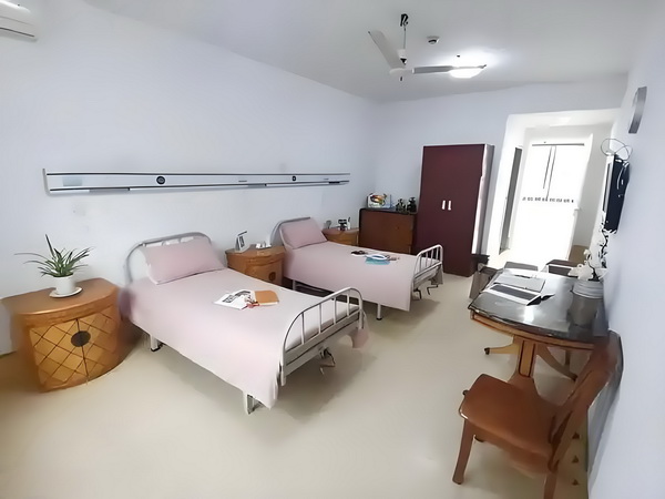 广东大学生迁深圳户口_陈佩斯电影《戏台》：嬉笑过后，无尽悲凉 动两岸接触和互才能开展双方
